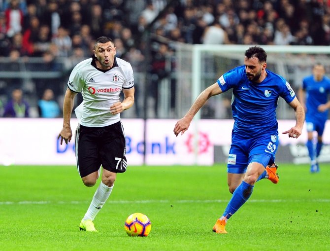 İlk Yarıda Gol Yok