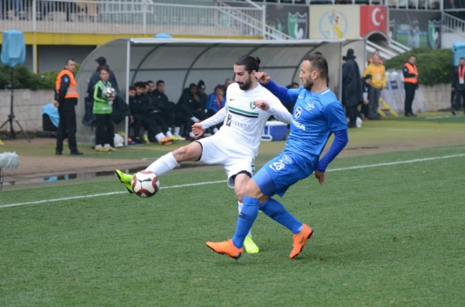 Denizli Adana Demir’i Farklı Geçti