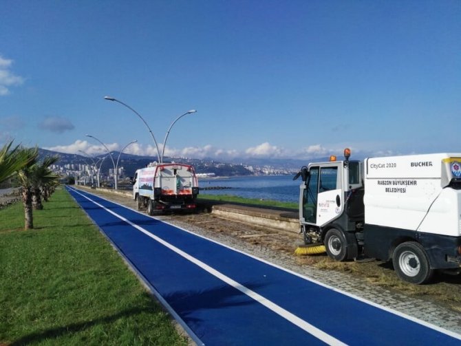 Trabzon’da Bir Yılda 82 Bin 500 Km Yol Süpürüldü