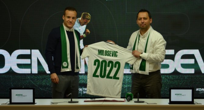 Atiker Konyaspor’da Çifte İmza