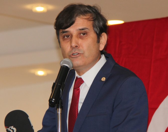 İyi Parti’de İstifa Depremi