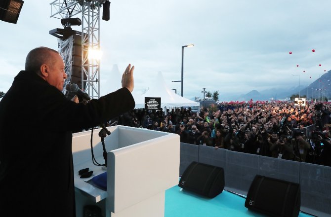 "Yanlış Yaparlarsa Oradayız"