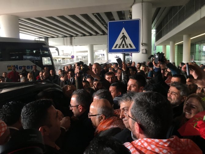 Tunç Soyer İddialı Konuştu