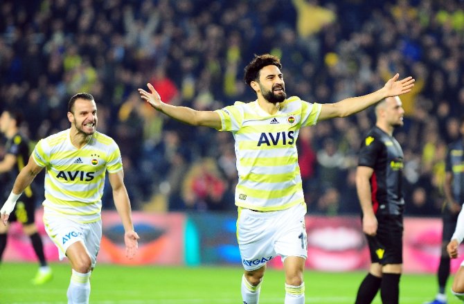 Kadıköy’de İlk Yarıda Tam 4 Gol