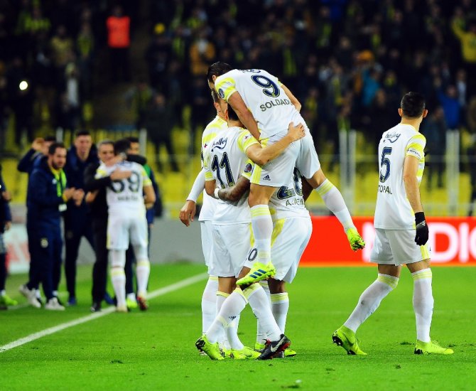 Fener Nihayet Kazandı