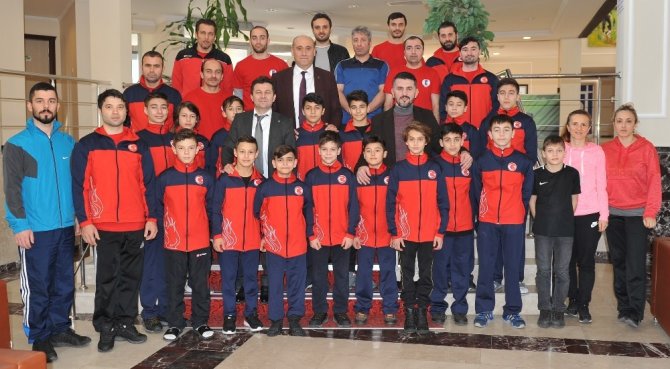 Artistik Cimnastik Yıldız Milli Takım Kampı Tamamlandı