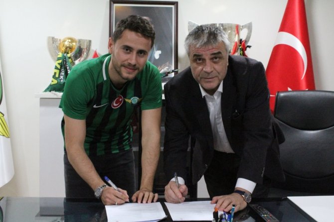 Musa Nizam Akhisarspor’a İmza Attı