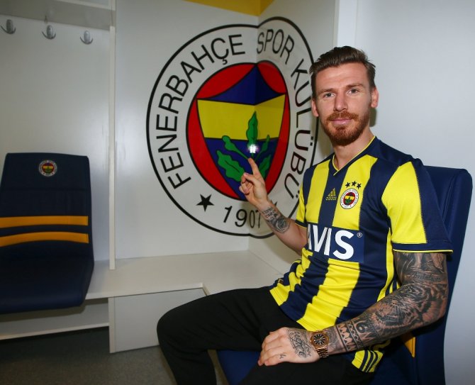 Serdar Aziz’den Galatasaray’a Teşekkür