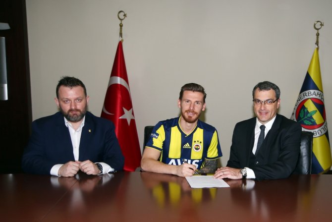 Serdar Aziz’den Galatasaray’a Teşekkür