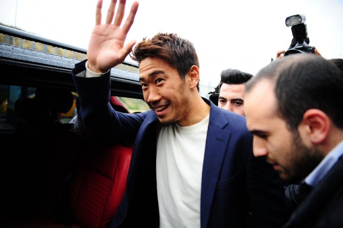 Kagawa Beşiktaş İçin İstanbul’da