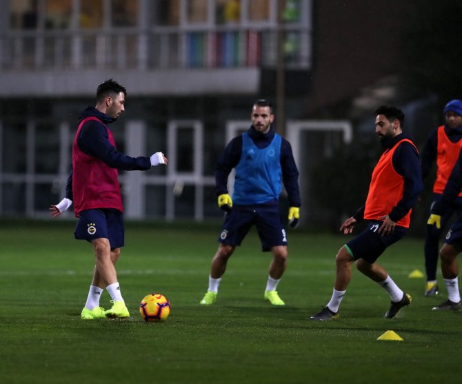 Tolgay Ve Serdar Aziz, Fenerbahçe İle İlk İdmanına Çıktı