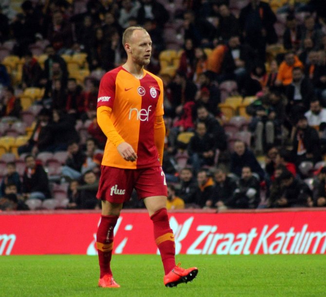 Galatasaray’da 6 Geldi, 4 Gitti
