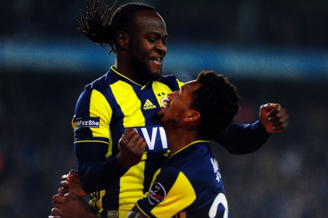 Fenerbahçe İlk Kez Üst Üste Kazandı