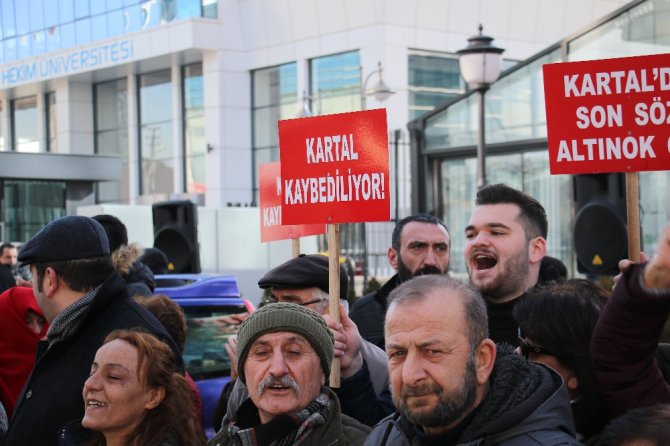 Chp Önünde Aday Protestosu