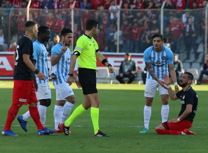 Adana Demir Evinde Kazandı