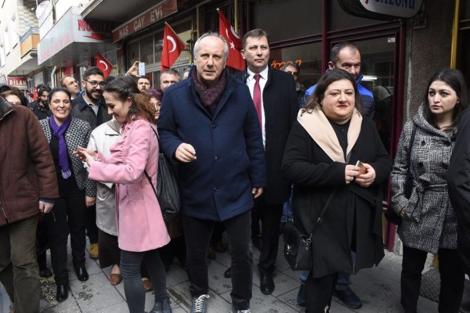 Chp’li Muharrem İnce Gümüşhane’de Partililer İle Buluştu