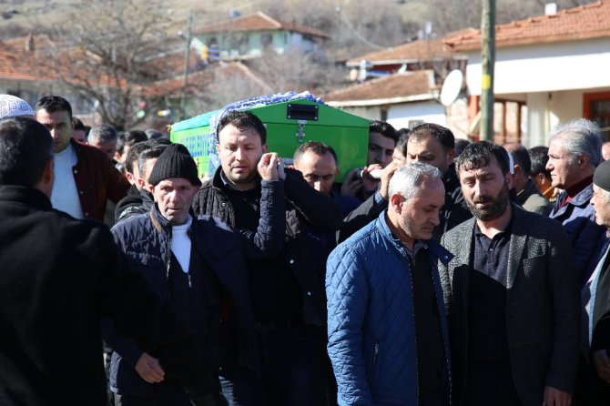 Osman Çakmak’ın Annesi Son Yolculuğuna Uğurlandı