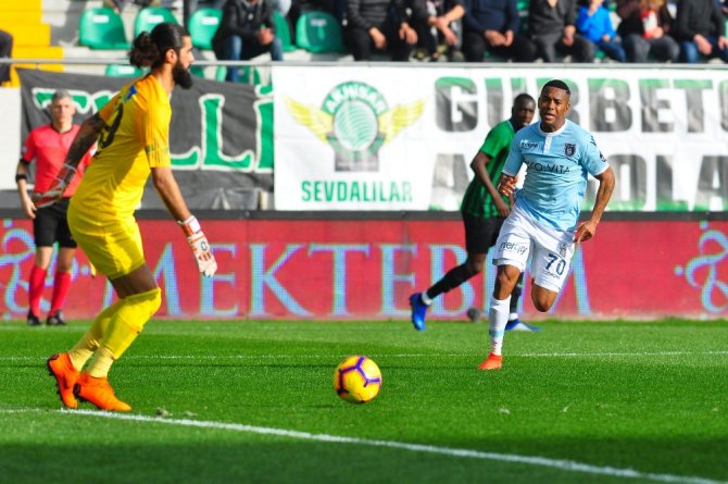 Başakşehir’den İlk Yarıda 2 Gol
