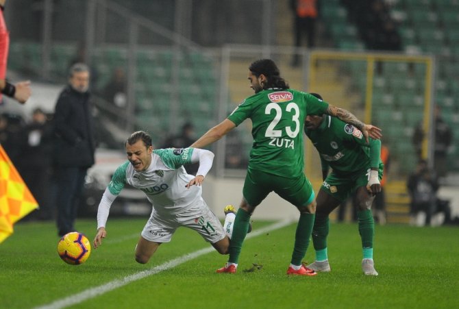 Bursaspor, Atiker Konsayspor İle 0-0 Berabere Kaldı