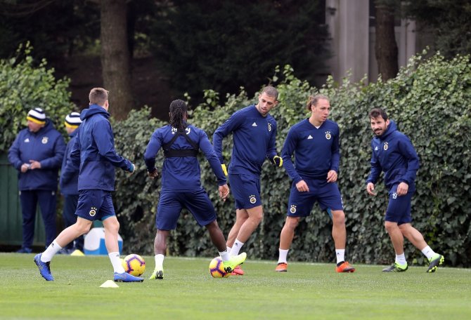 Fenerbahçe, U21 Takımı İle Çalıştı