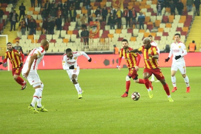 Barış Alıcı Attı: Evkur Yeni Malatyaspor Kazandı