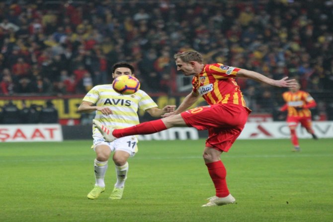 Karşılaşmanın İlk Yarısı Golsüz Tamamlandı