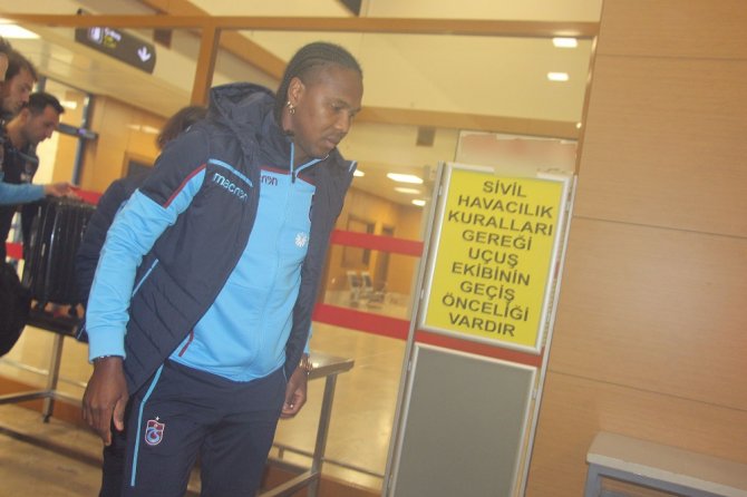 Trabzonspor Galatasaray Maçı İçin İstanbul’a Gitti