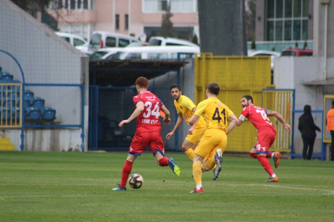 Eskişehir Karabükspor’u 4 Golle Geçti