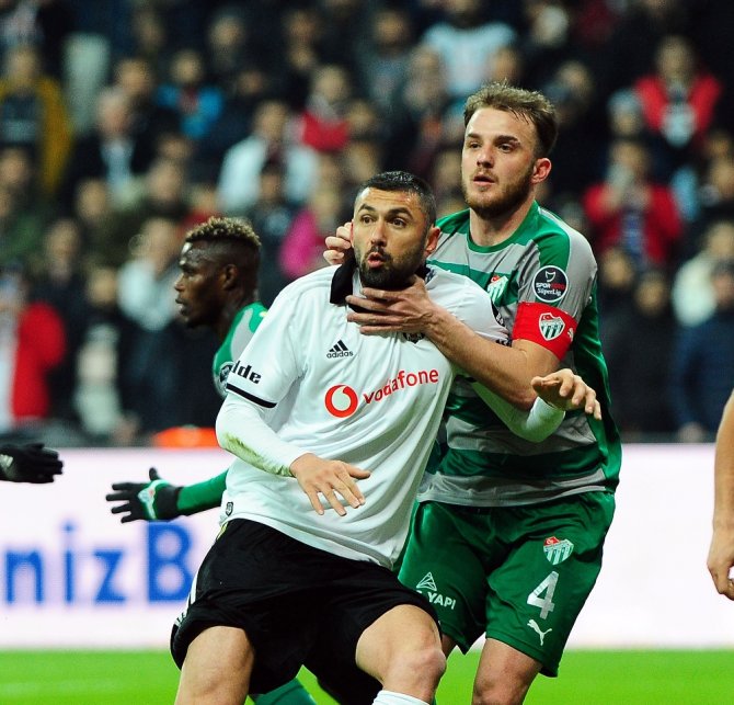 İlk Yarı Beşiktaş’ın