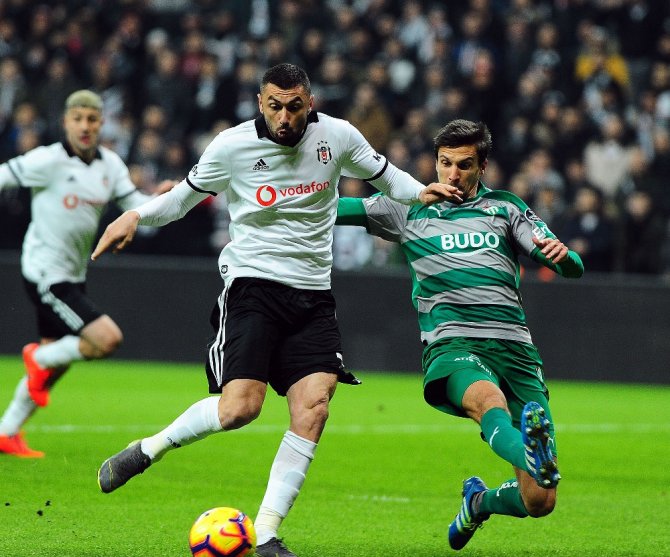 İlk Yarı Beşiktaş’ın