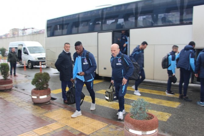Trabzonspor, Galatasaray Maçı İçin İstanbul’a Gitti
