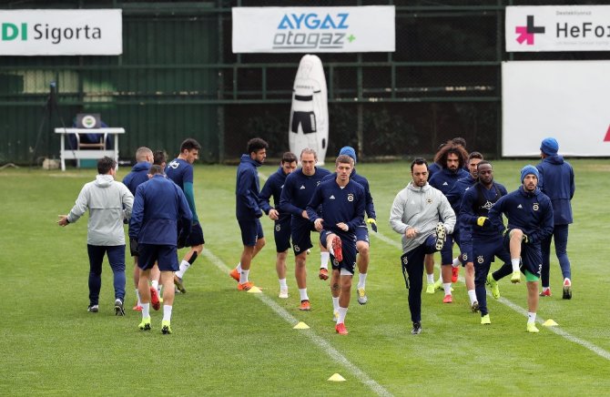 Fenerbahçe’de Zenit Maçı Hazırlıkları Sürüyor
