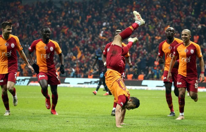 Aslan Fırtına Dinlemedi