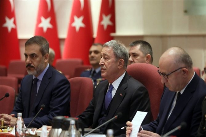 Bakan Akar’dan Kritik Görüşme Sonrası İlk Açıklama
