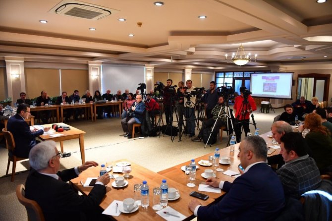 Başkan Genç: "Samimi Oldum; Halk Bağrına Bastı"