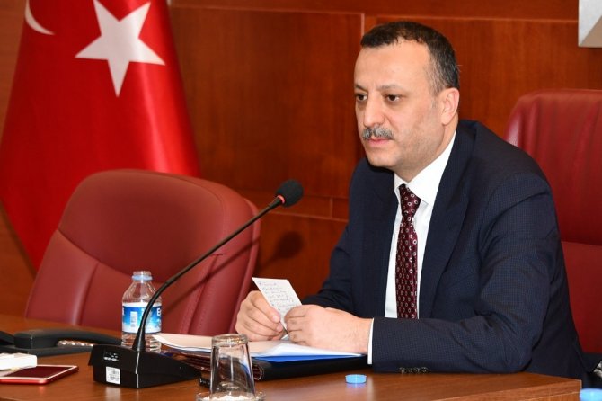 Gümüşhane’deki Tüm Okullarda Öğrencilerin Cep Telefonu Kullanımı Yasaklandı