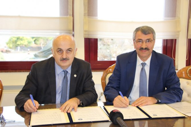 İşkur Ktü İle Geleceğin Mesleği Kursları İçin İmza Attı