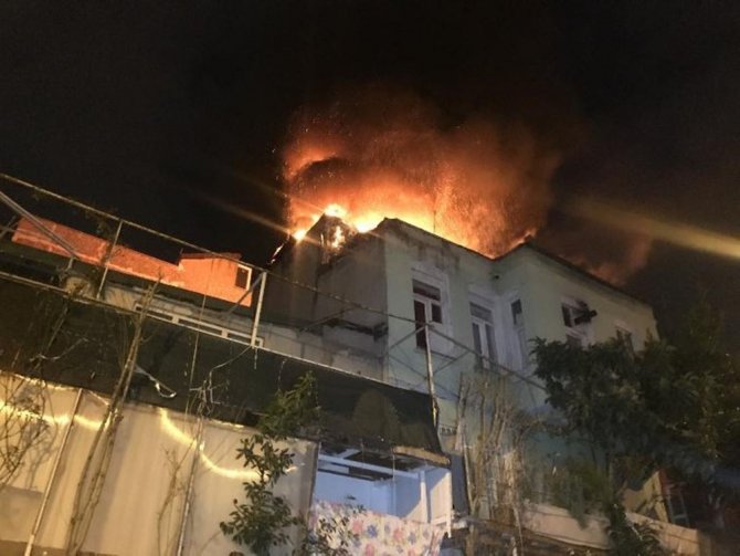 İstanbul’da Korkutan Yangın