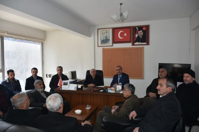 Saadet Partisi’nde 22 İstifa: 11’i Ak Parti’ye Geçti