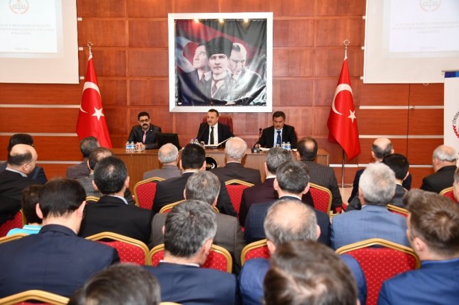 Gümüşhane’de Eğitim Masaya Yatırıldı