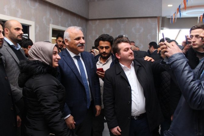 Zorluoğlu Gençlere Yönelik Projelerini Anlattı