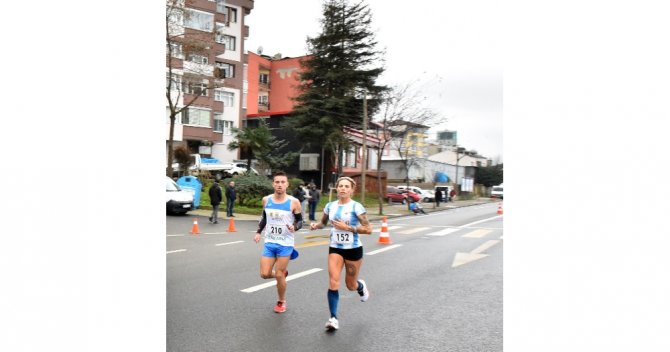 Sosa’nın Eşi Yarı Maratonda 7. Oldu