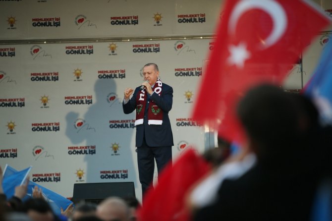 "Her Seçimi Ellerine Yüzlerine Bulaştırıyorlar"