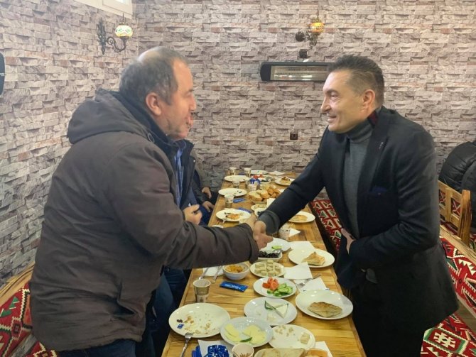 Ak Parti Piraziz Teşkilatı’ndan Ahde Vefa Kahvaltısı
