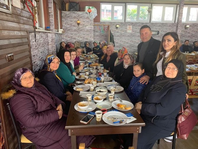 Ak Parti Piraziz Teşkilatı’ndan Ahde Vefa Kahvaltısı