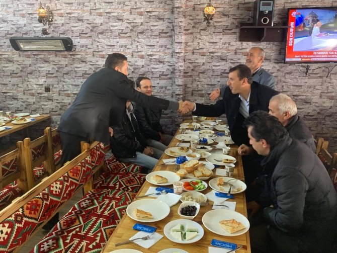 Ak Parti Piraziz Teşkilatı’ndan Ahde Vefa Kahvaltısı