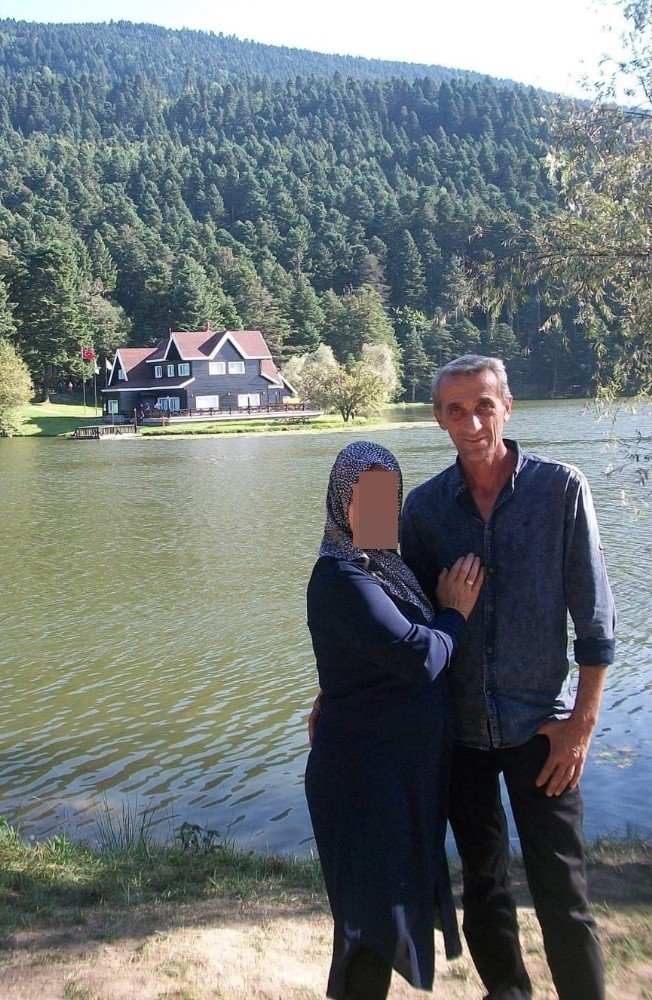 Arhavi’de Yaşanan Cinayetin Ardından Ölen Şahsın Ve Onu Silahla Vuran Kadının Yakınları Olayın Şaşkınlığını Yaşıyor