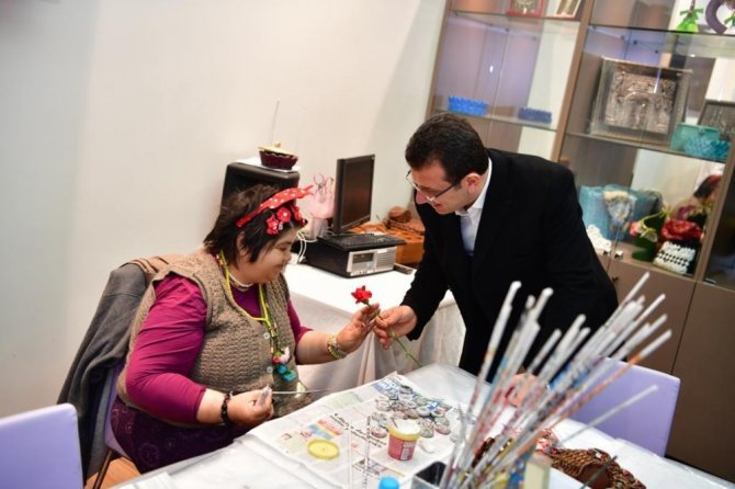 İmamoğlu Darülaceze’yi Ziyaret Etti