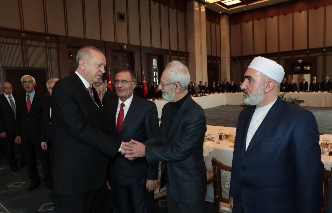 Erdoğan Kanaat Önderleri İle Görüştü