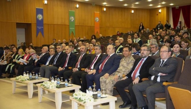 Giresun Üniversitesi’nde “Hocalı Soykırımı Ve Türk Dünyası Sempozyumu”
